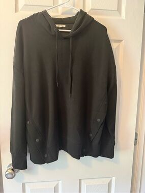 Maurices woman’s Black Crewneck Hoodie Sweater